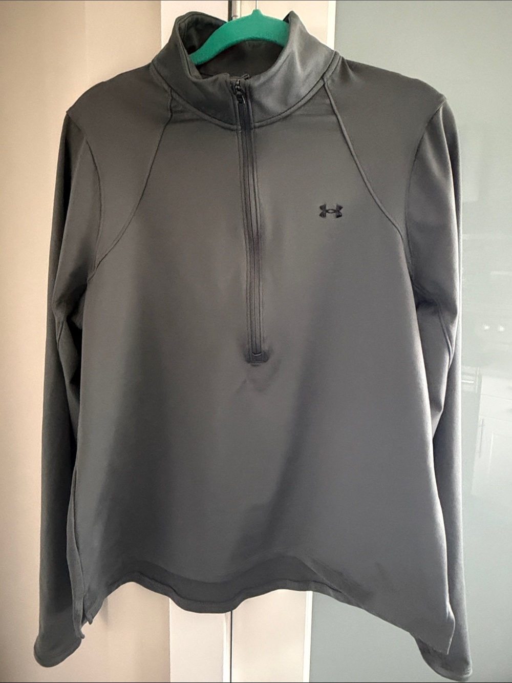 Under Armour 1/4 zip -xl